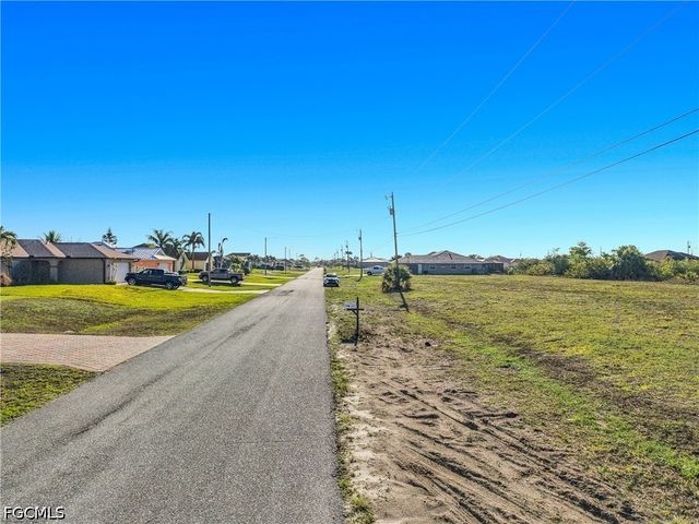 1122 NW 18th TER, Cape Coral, FL 33993