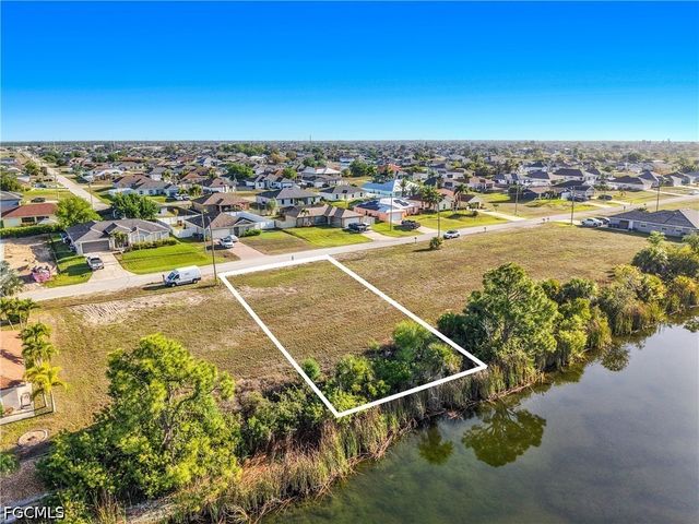 1122 NW 18th TER, Cape Coral, FL 33993