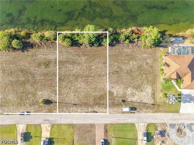 1122 NW 18th TER, Cape Coral, FL 33993