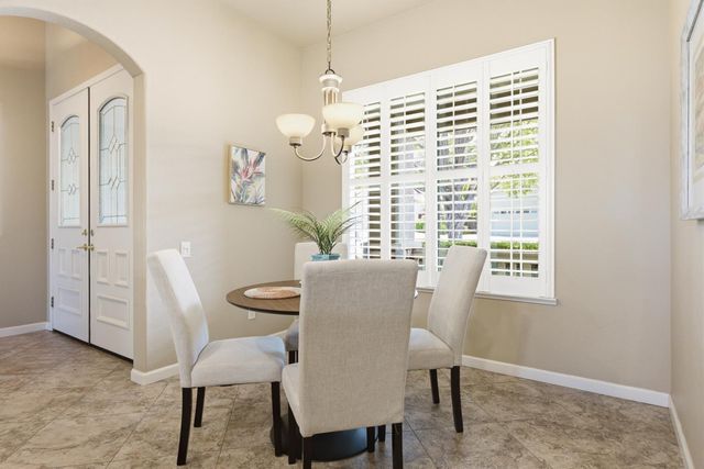 4520 Scenic Dr, Rocklin, CA 95765