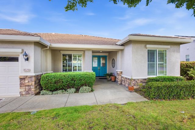4520 Scenic Dr, Rocklin, CA 95765