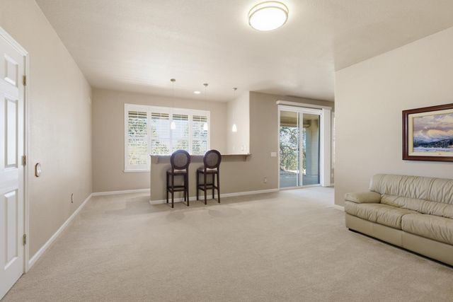 4520 Scenic Dr, Rocklin, CA 95765