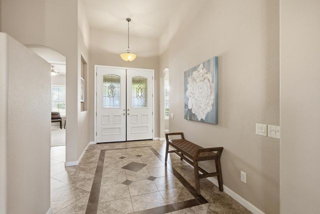 4520 Scenic Dr, Rocklin, CA 95765