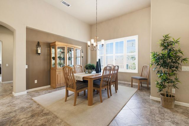 4520 Scenic Dr, Rocklin, CA 95765