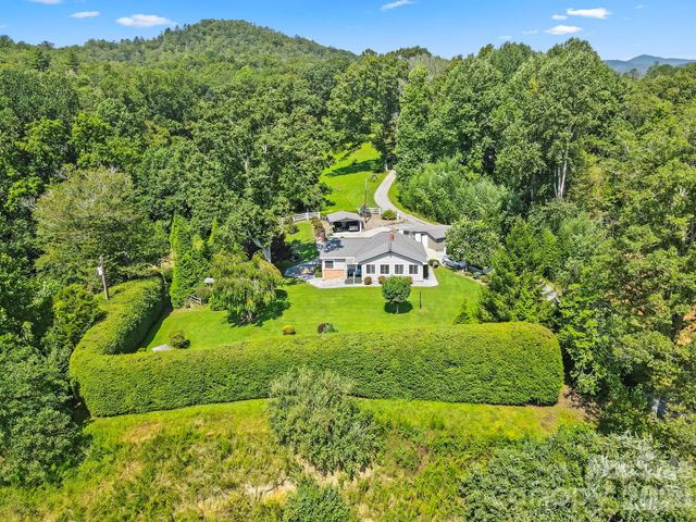71 Laurel Mountain Road, Brevard, NC 28712