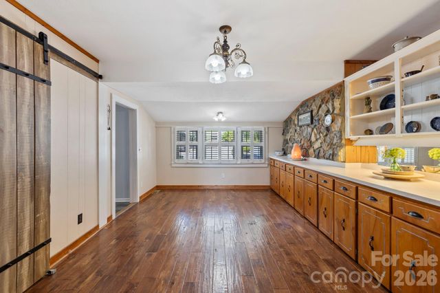 71 Laurel Mountain Road, Brevard, NC 28712