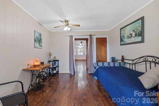 71 Laurel Mountain Road, Brevard, NC 28712