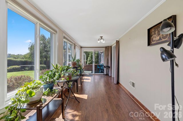 71 Laurel Mountain Road, Brevard, NC 28712