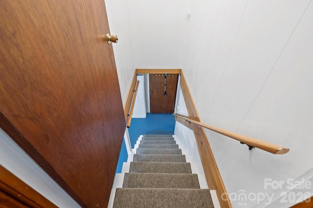 71 Laurel Mountain Road, Brevard, NC 28712