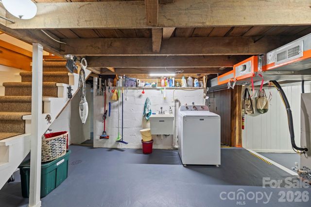 71 Laurel Mountain Road, Brevard, NC 28712
