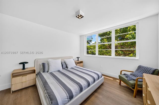 301 Ocean Dr 201, Miami Beach, FL 33139