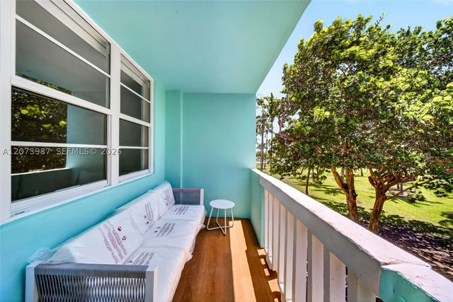 301 Ocean Dr 201, Miami Beach, FL 33139