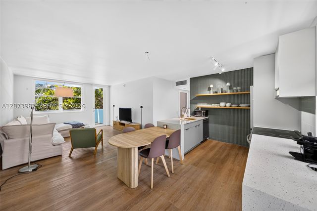 301 Ocean Dr 201, Miami Beach, FL 33139
