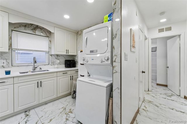 17134 Robert Street, Melvindale, MI 48122