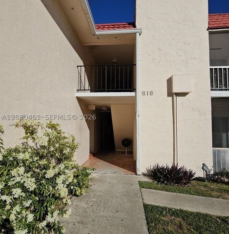 616 NW 13th St 17, Boca Raton, FL 33486
