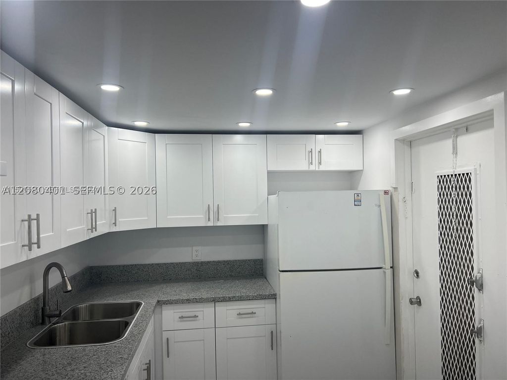 616 NW 13th St 17, Boca Raton, FL 33486