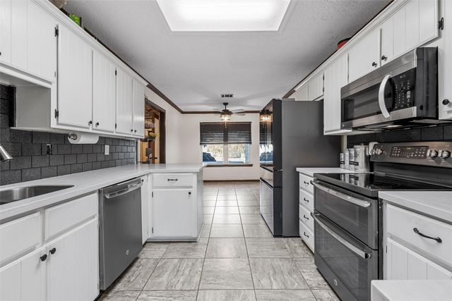 361 Vandiver Road, Moody, TX 76557