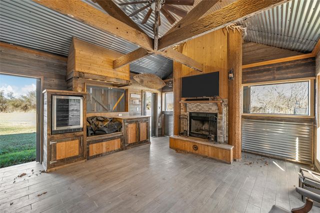 361 Vandiver Road, Moody, TX 76557