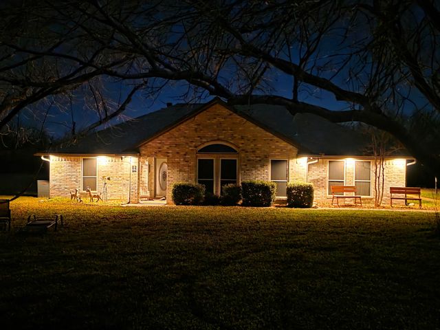 361 Vandiver Road, Moody, TX 76557