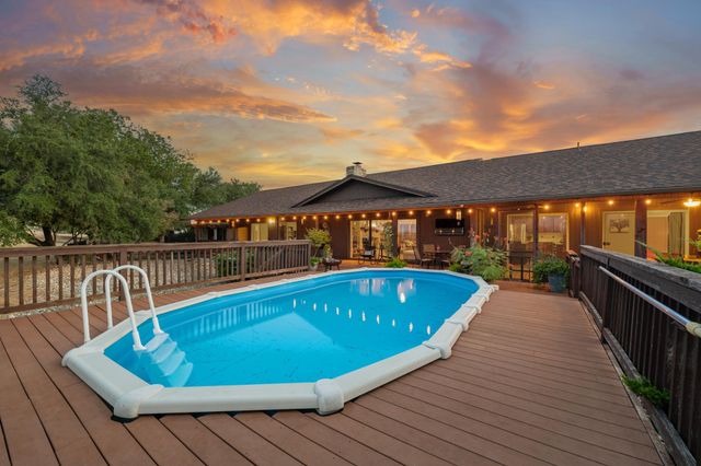 21206 National DR, Lago Vista, TX 78645