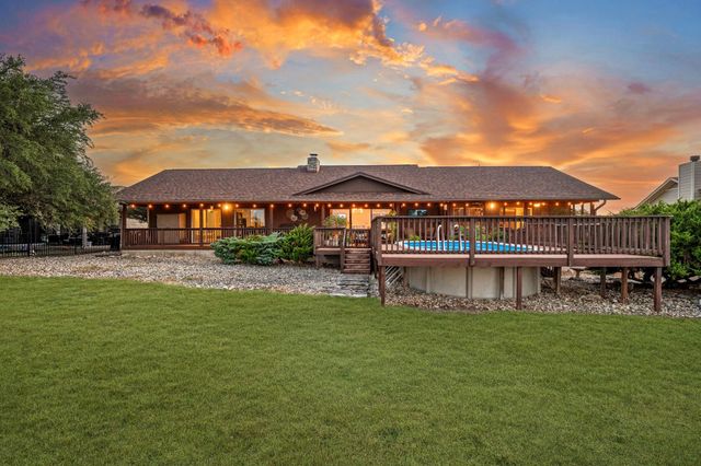 21206 National DR, Lago Vista, TX 78645