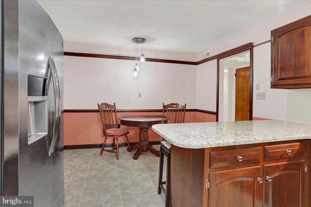 160 KENNEDY LN, Etters, PA 17319