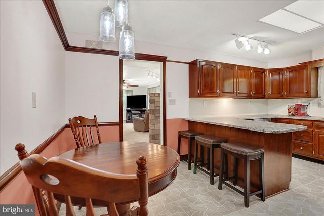 160 KENNEDY LN, Etters, PA 17319
