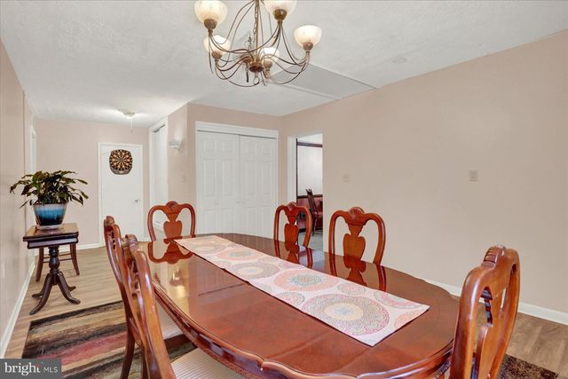 160 KENNEDY LN, Etters, PA 17319