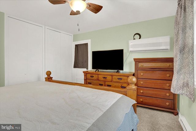 160 KENNEDY LN, Etters, PA 17319