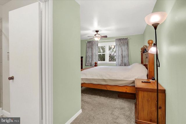 160 KENNEDY LN, Etters, PA 17319