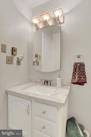 160 KENNEDY LN, Etters, PA 17319