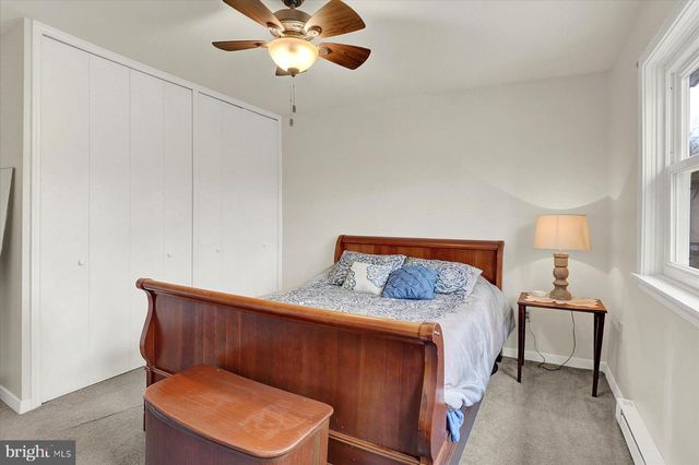 160 KENNEDY LN, Etters, PA 17319