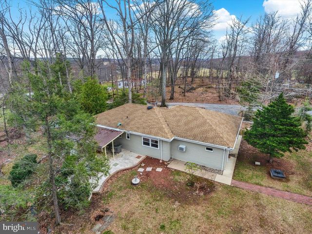 160 KENNEDY LN, Etters, PA 17319