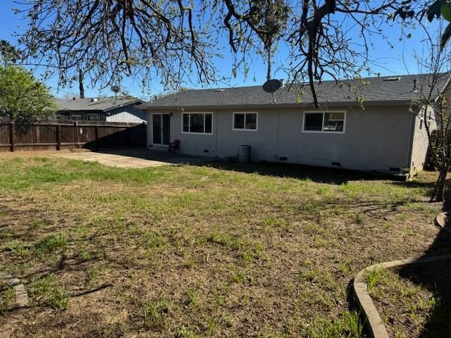 9031 Alderson Ave, Sacramento, CA 95826