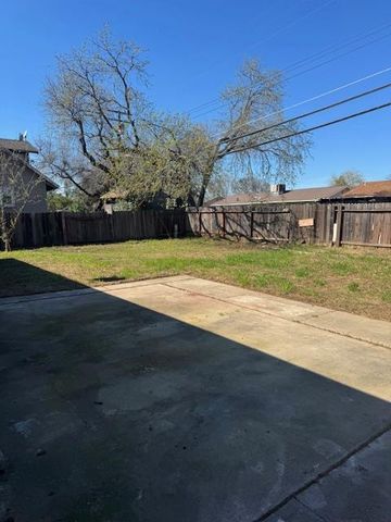 9031 Alderson Ave, Sacramento, CA 95826