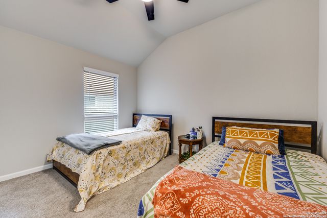 1607 Hallettsville, San Antonio, TX 78253