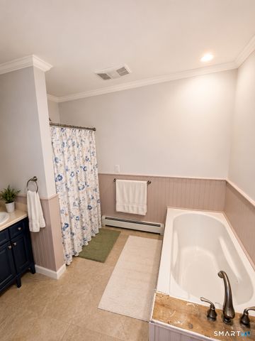 25 Oneil Road, Oxford, CT 06478