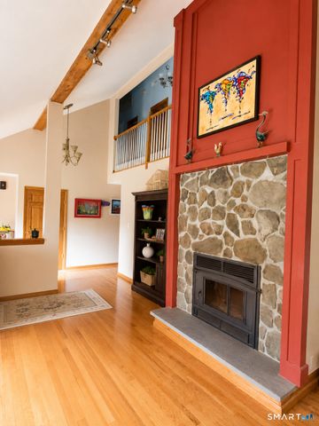 25 Oneil Road, Oxford, CT 06478