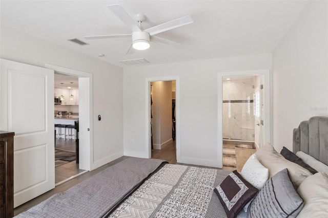 1761 65TH AVENUE N, St Petersburg, FL 33702