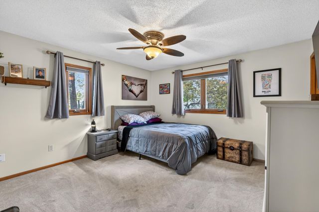 1011 Westview Drive, Farmington, MN 55024