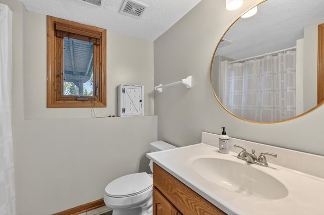 1011 Westview Drive, Farmington, MN 55024