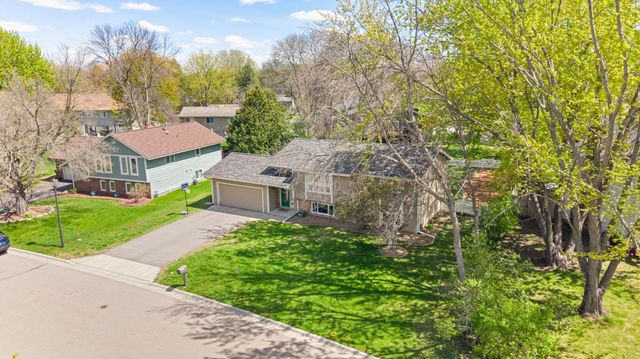 1011 Westview Drive, Farmington, MN 55024