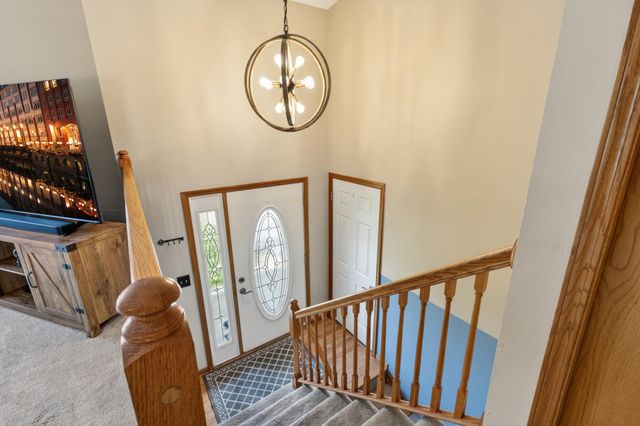 1011 Westview Drive, Farmington, MN 55024
