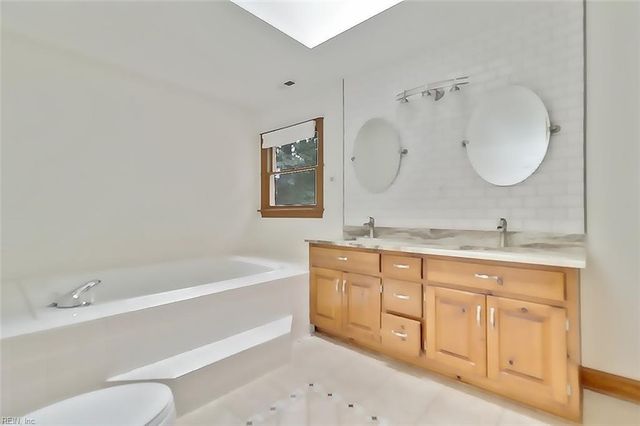 820 Birch Forest CT, Chesapeake, VA 23322