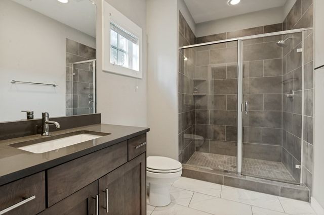 629 Bishop Heights Lane, Dallas, TX 75208