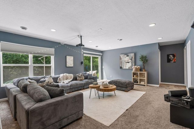 11529 Pineridge Way N, Dayton, MN 55327