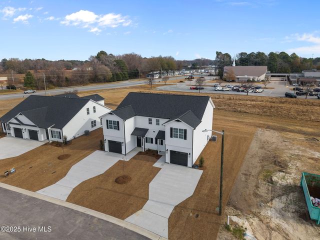 109 Lady O Drive B, Greenville, NC 27834