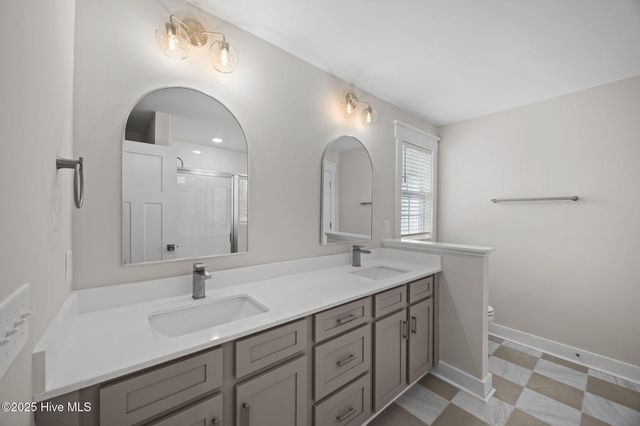 109 Lady O Drive B, Greenville, NC 27834