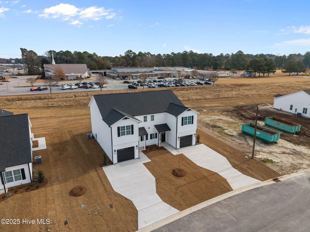 109 Lady O Drive B, Greenville, NC 27834