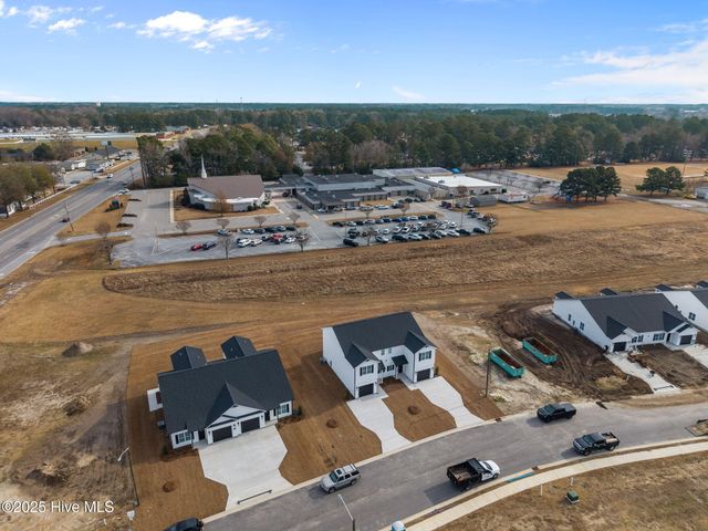 109 Lady O Drive B, Greenville, NC 27834